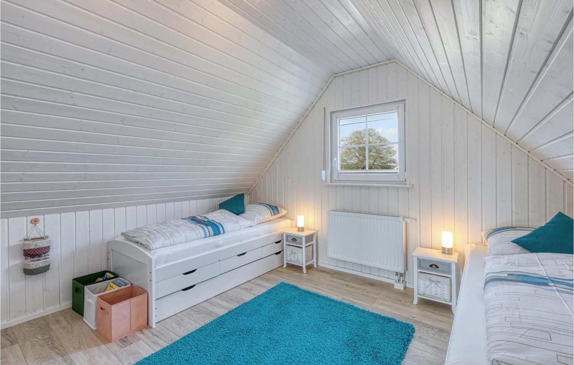 2 Bedroom Nice Home In Zerpenschleuse Экстерьер фото