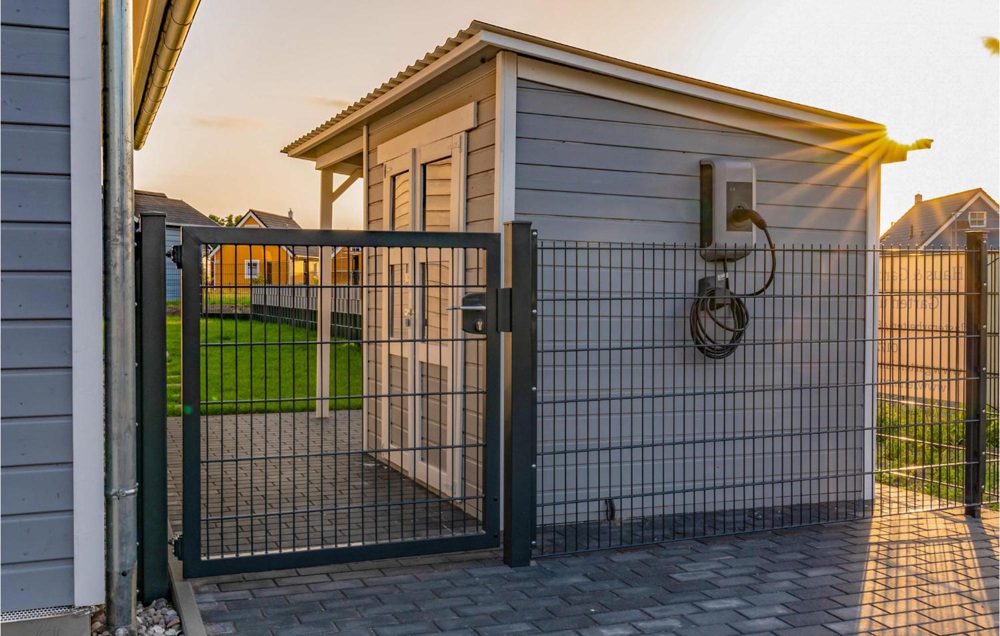 2 Bedroom Nice Home In Zerpenschleuse Экстерьер фото